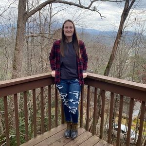 Meet your Posher, Savannah